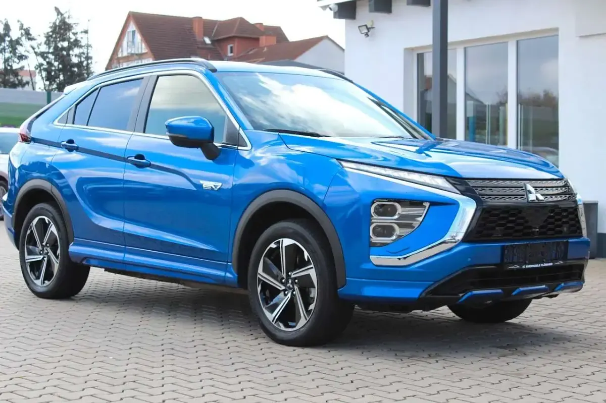 Gebraucht Mitsubishi Eclipse Cross 188 PS (138 kW) 2024 Blau SUV