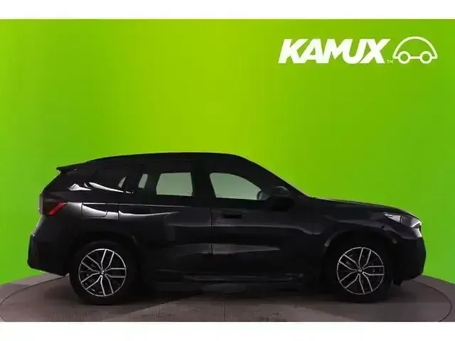 Gebraucht BMW X1 M Sport 136 PS (100 kW) 2025 Schwarz SUV