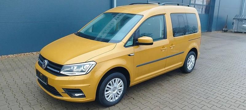 Gelb Gebraucht 2018 VW Caddy Van / Kleinbus | 17.999 € (Fairer Preis) - Bild 1/4