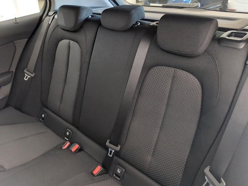 Gebraucht BMW 118 Advantage 150 PS (110 kW) 2023 Blau Kleinwagen