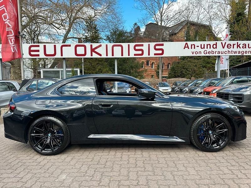Black sapphire Gebraucht 2024 BMW M2 Performance Coupé | 68.999 € (Fairer Preis) - Bild 1/4