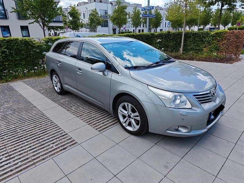 Gebraucht Toyota Avensis 126 PS (92 kW) 2009 Kombi