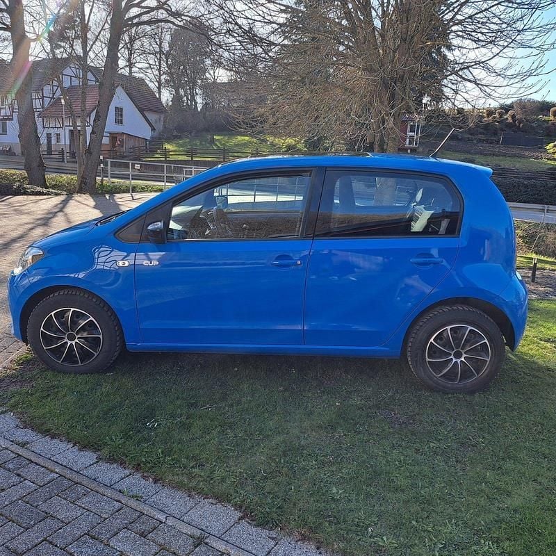 Gebraucht VW up! Cup 75 PS (55 kW) 2014 Blau Kleinwagen