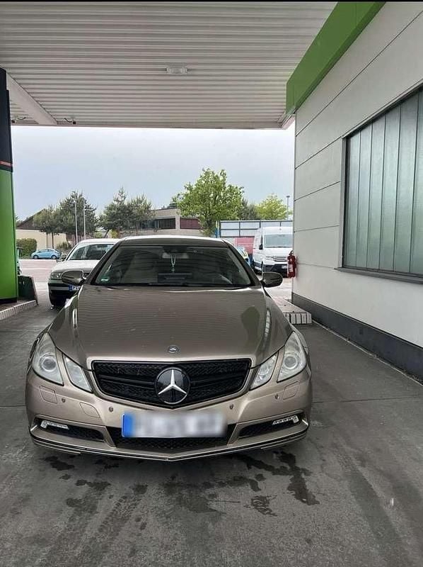 Gebraucht 2009 Mercedes E350 Avantgarde Coupé | 8.500 € (Superpreis) - Bild 1/4
