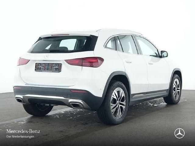 Polarweiß Gebraucht 2024 Mercedes GLA200 Progressive SUV | 36.890 € (Guter Preis) - Bild 1/4