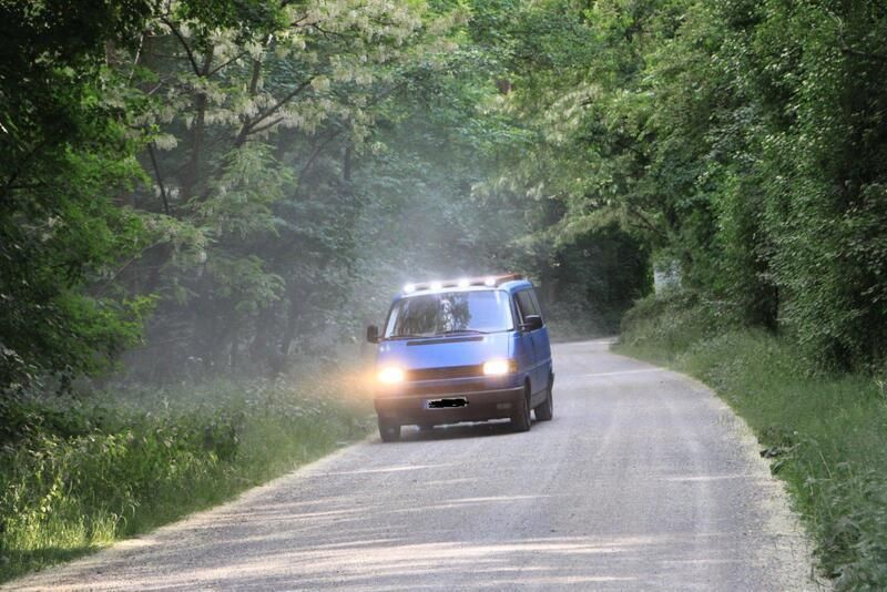 Blau Gebraucht 1992 VW T4 Van | 8.000 € - Bild 1/4