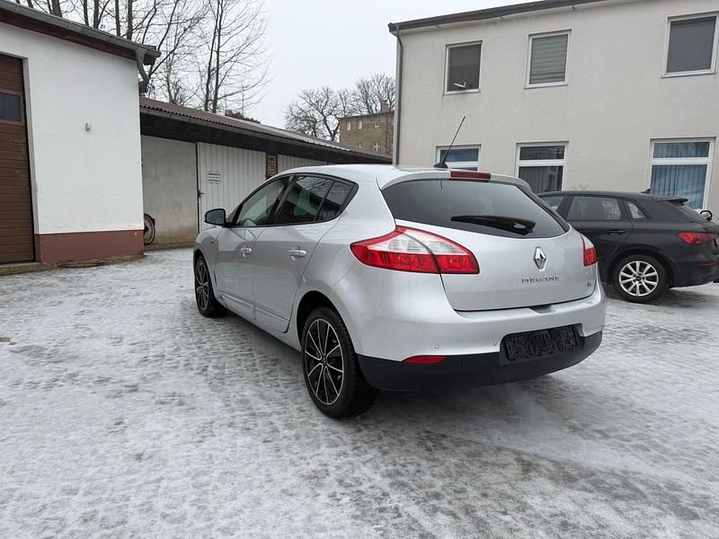 Gebraucht Renault Mégane III Bose Edition 116 PS (85 kW) 2012 Grau Kombi