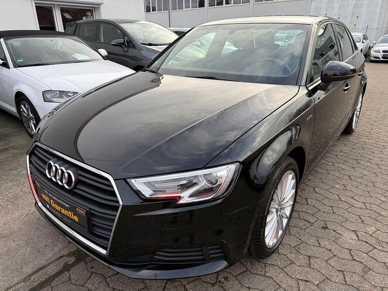 Gebraucht Audi A3 Comfort 110 PS (80 kW) 2018 Schwarz Limousine