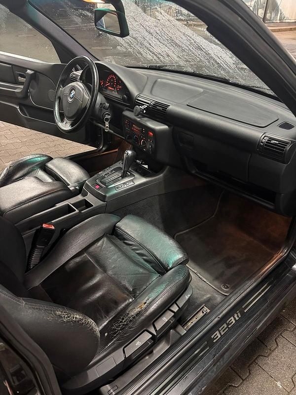 Gebraucht BMW 323 170 PS (125 kW) 1998 Schwarz Coupé