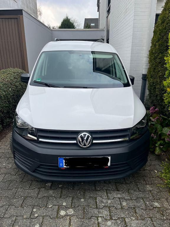 Second-hand VW Caddy 102 CP (75 kW) 2020 Alb Monovolum
