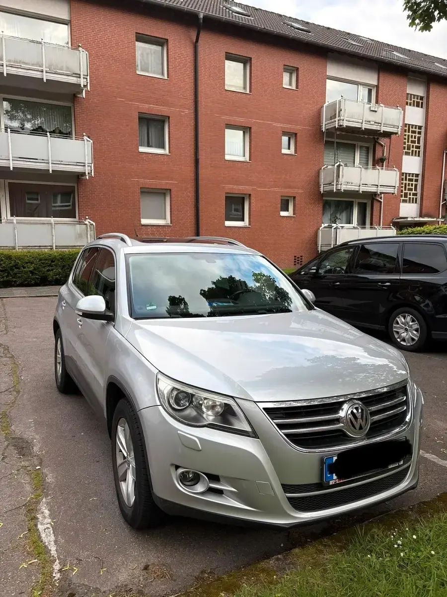 Gebraucht VW Tiguan 140 PS (102 kW) 2007 Silber SUV