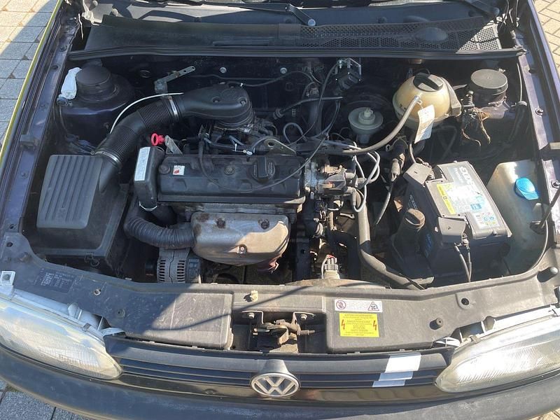 Violet Gebraucht 1994 VW Golf III Kleinwagen | 1.450 € - Bild 1/4