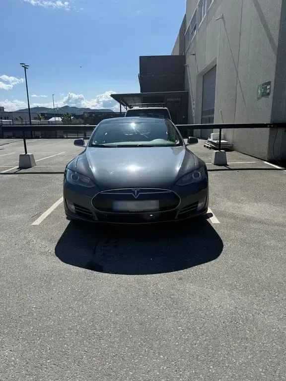 Gebraucht Tesla Model S 269 kW (367 PS) 2014 Grau Kleinwagen