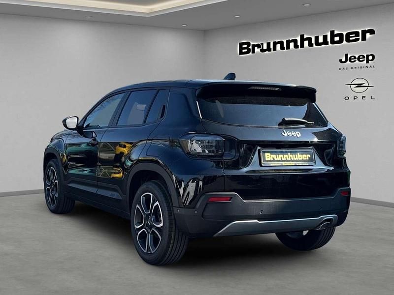 Neu Jeep Avenger Summit 110 PS (80 kW) 2026 Schwarz SUV