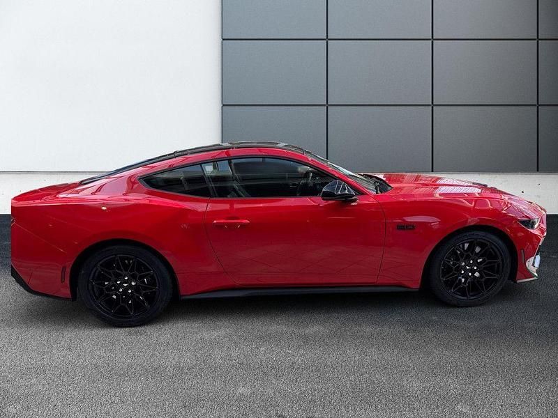 Neu Ford Mustang GT Fastback 446 PS (328 kW) 2026 Rot