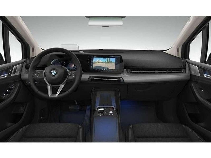 Gebraucht BMW 218 136 PS (100 kW) 2025 Schwarz uni Van / Kleinbus