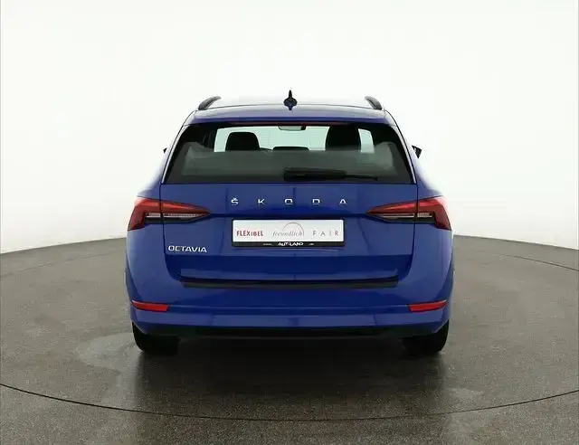 Gebraucht Skoda Octavia 116 PS (85 kW) 2023 Blau Kombi