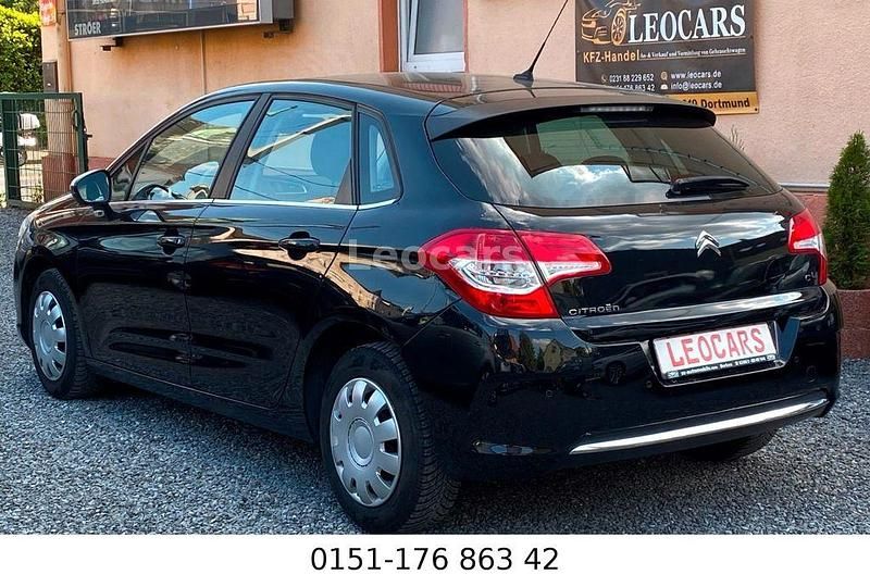 Gebraucht Citroën C4 95 PS (69 kW) 2014 Schwarz Limousine