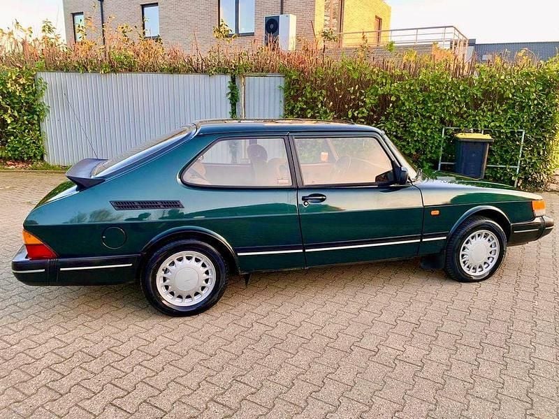 Gebraucht Saab 900 131 PS (96 kW) 1993 Grün Coupé