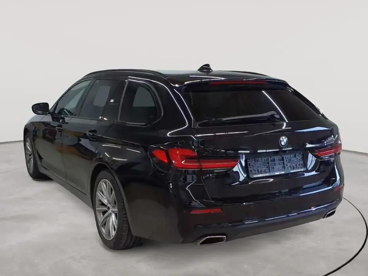 Gebraucht BMW 520 Shadowline 190 PS (139 kW) 2021 Schwarz uni Limousine