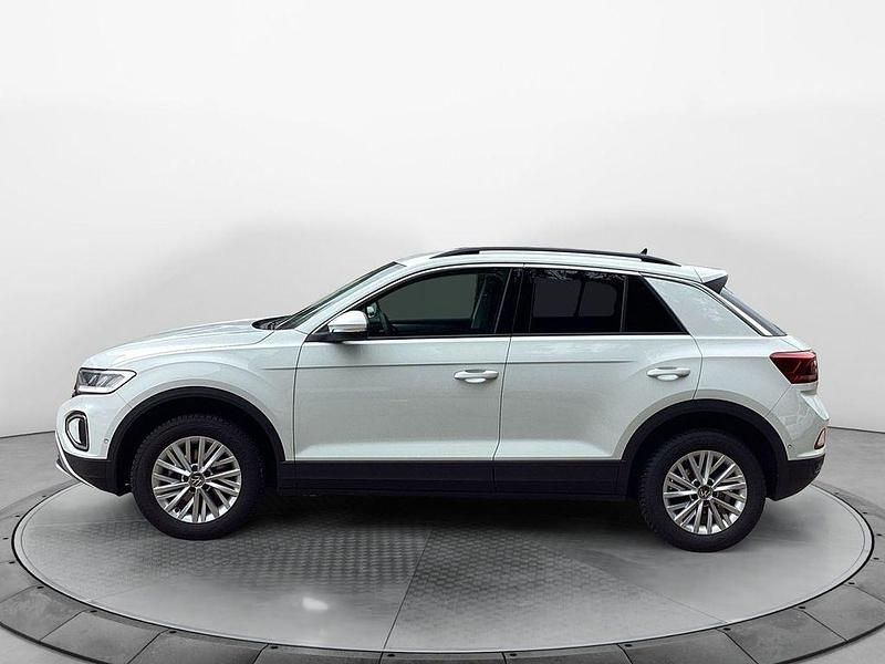 Gebraucht VW T-Roc Life 116 PS (85 kW) 2024 Pure white SUV