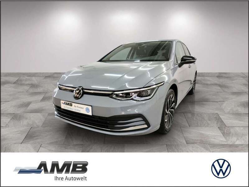 Mondsteingrau Gebraucht 2024 VW Golf VIII IQ Drive Limousine | 27.480 € (Etwas zu teuer) - Bild 1/3