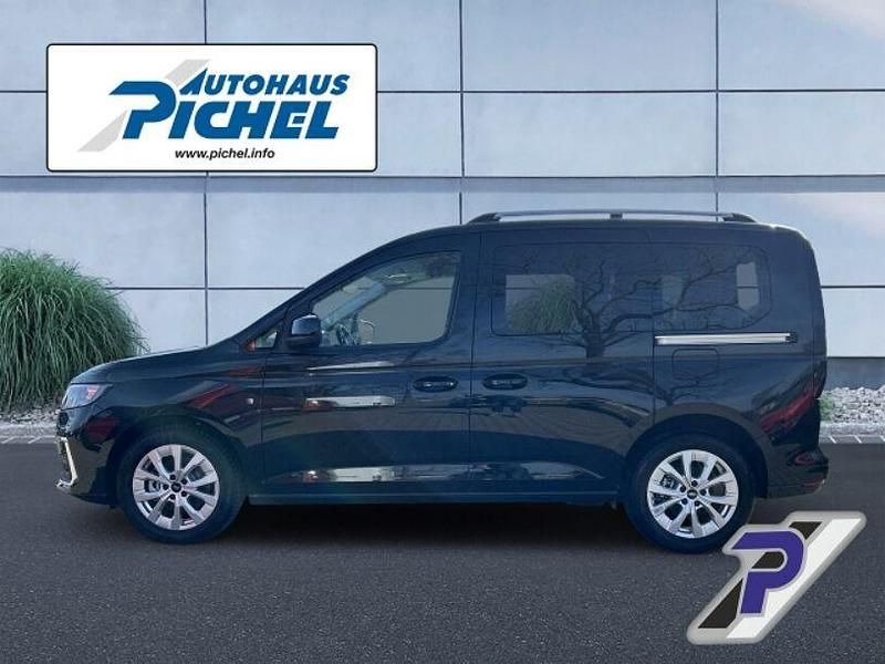 Gebraucht Ford Tourneo Connect Titanium 122 PS (89 kW) 2025 Weiß Van / Kleinbus