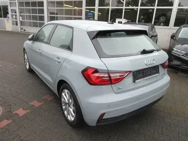Gebraucht Audi A1 Sportback Advanced Plus 116 PS (85 kW) 2024 Pfeilgrau (metallic) Kleinwagen