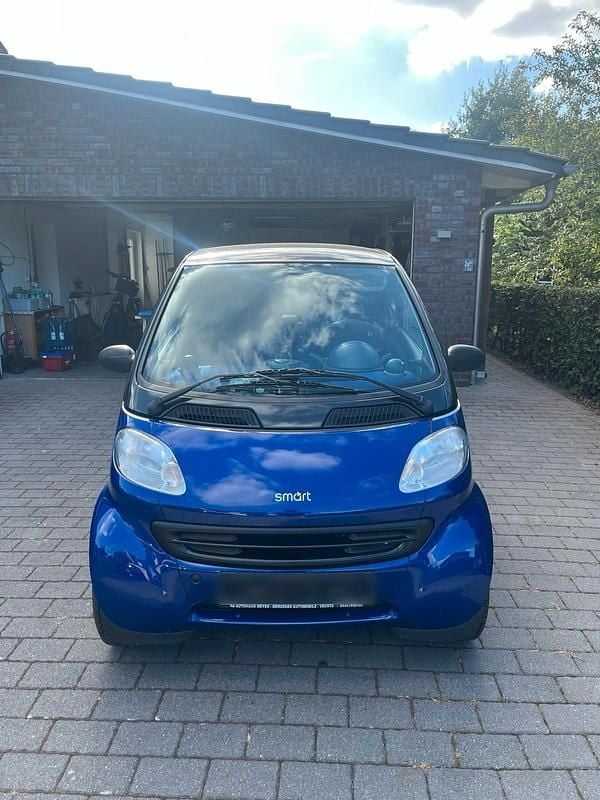 Blau Gebraucht 2000 Smart ForTwo Coupé Kleinwagen | 2.500 € - Bild 1/4