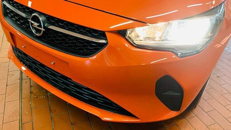 Gebraucht Opel Corsa-e Edition 100 kW (136 PS) 2022 Orange Kleinwagen