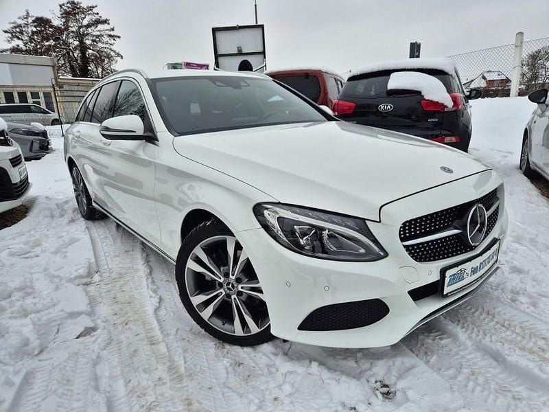 Gebraucht Mercedes C200 184 PS (135 kW) 2017 Weiß Kombi