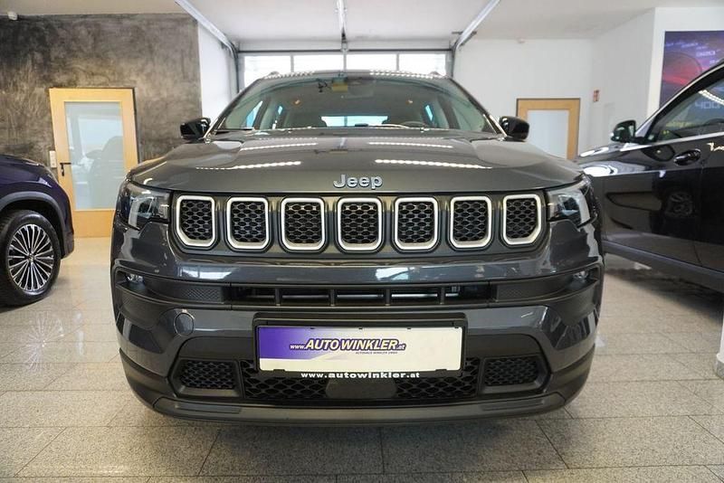 Second-hand Jeep Compass 190 CP (139 kW) 2021 Gri SUV