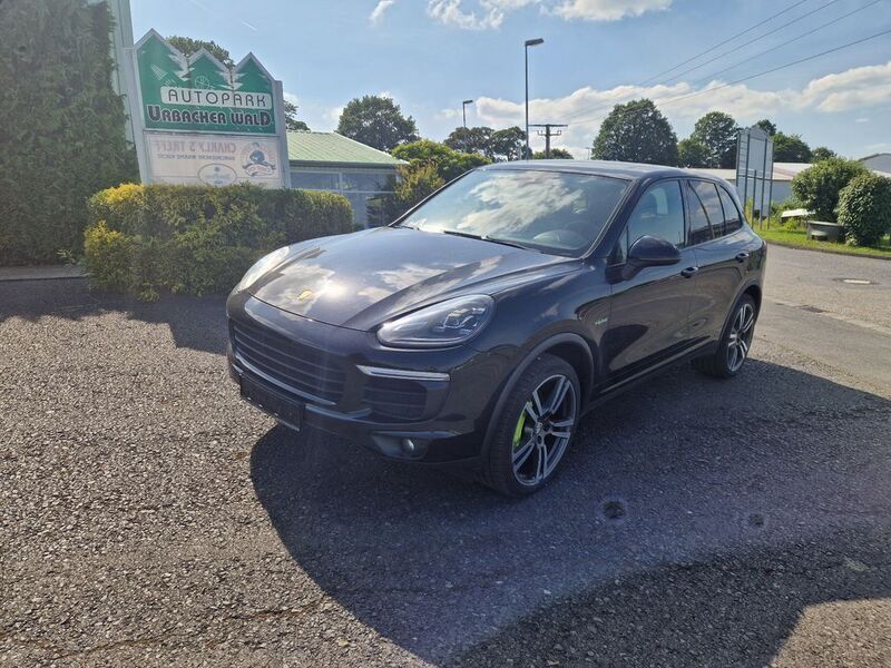 Schwarz Gebraucht 2016 Porsche Cayenne S E-Hybrid SUV | 30.900 € (Fairer Preis) - Bild 1/4