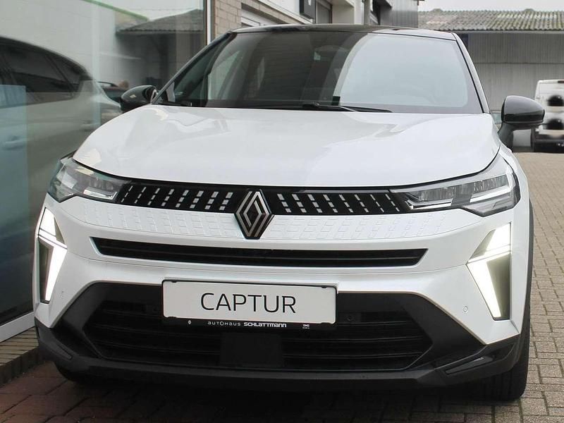 Gebraucht Renault Captur Techno 158 PS (116 kW) 2025 Weiss qnc+schwarz gne SUV