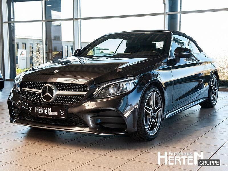 Gebraucht Mercedes C300 AMG 258 PS (189 kW) 2020 Lack graphitgrau Cabrio