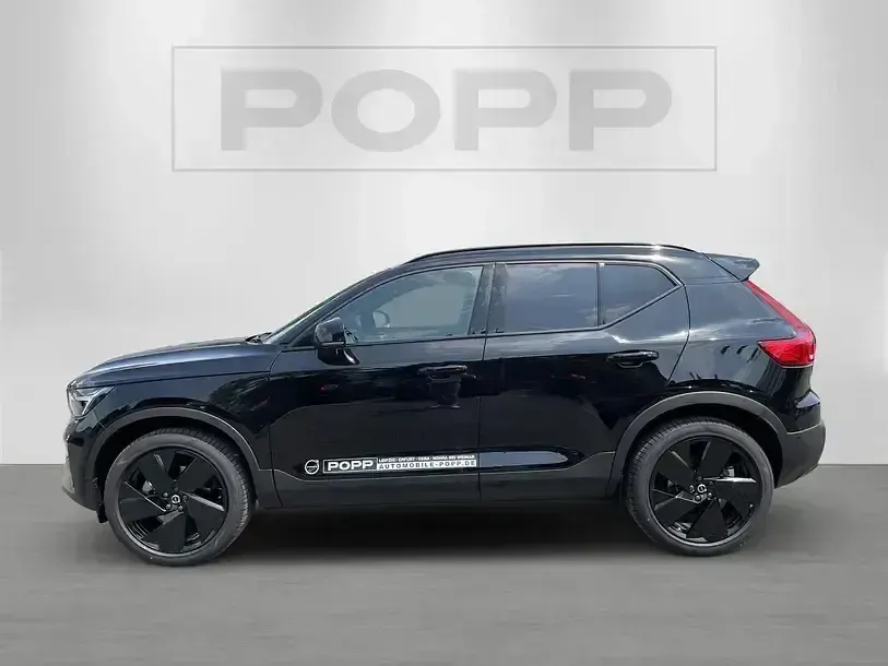 Usata Volvo XC40 Plus 163 CV (119 kW) 2025 Nero SUV