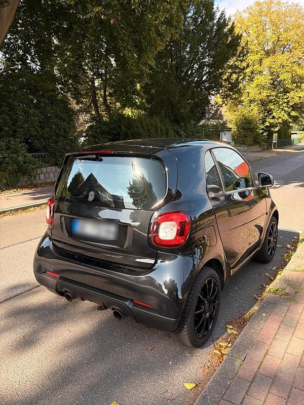 Schwarz Gebraucht 2019 Smart ForTwo Coupé Brabus Kleinwagen | 10.900 € (Superpreis) - Bild 1/4