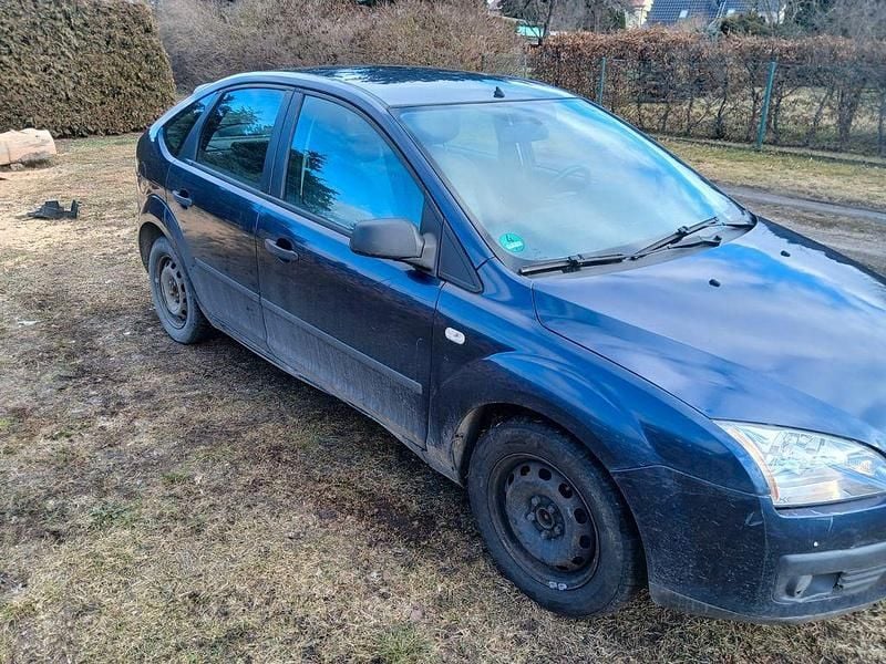 Gebraucht Ford Focus 125 PS (91 kW) 2006 Blau Limousine