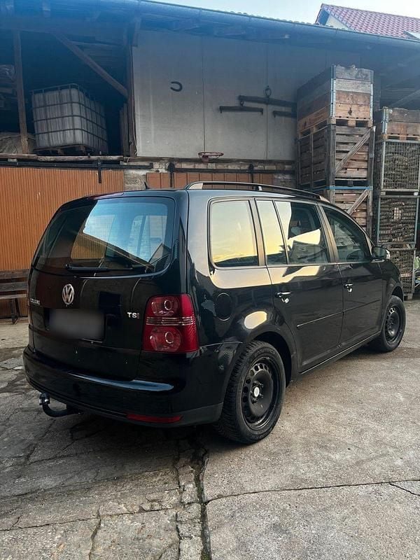 Gebraucht VW Touran 140 PS (102 kW) 2009 Schwarz Van / Kleinbus