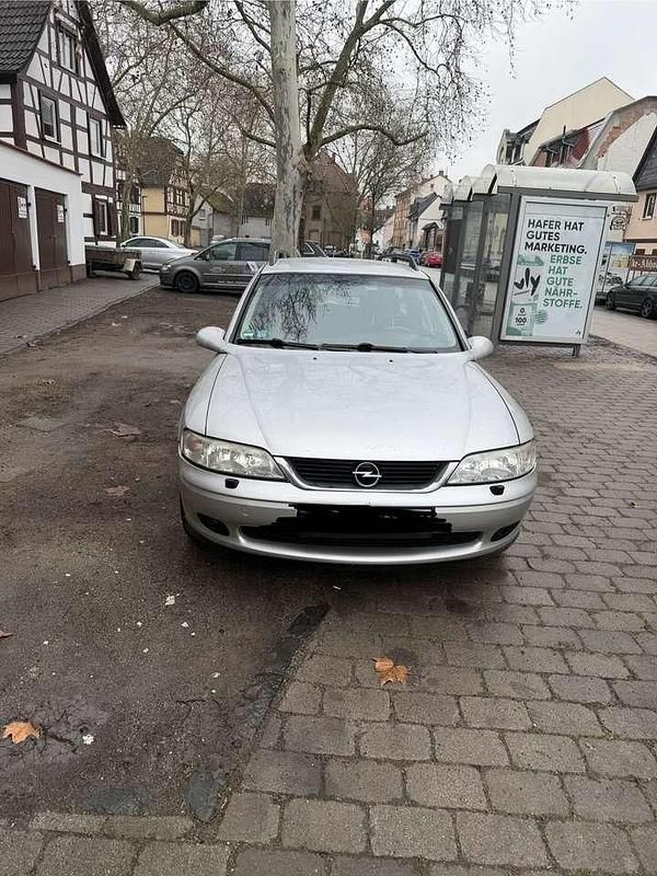 Gebraucht Opel Vectra 136 PS (100 kW) 1998 Kombi
