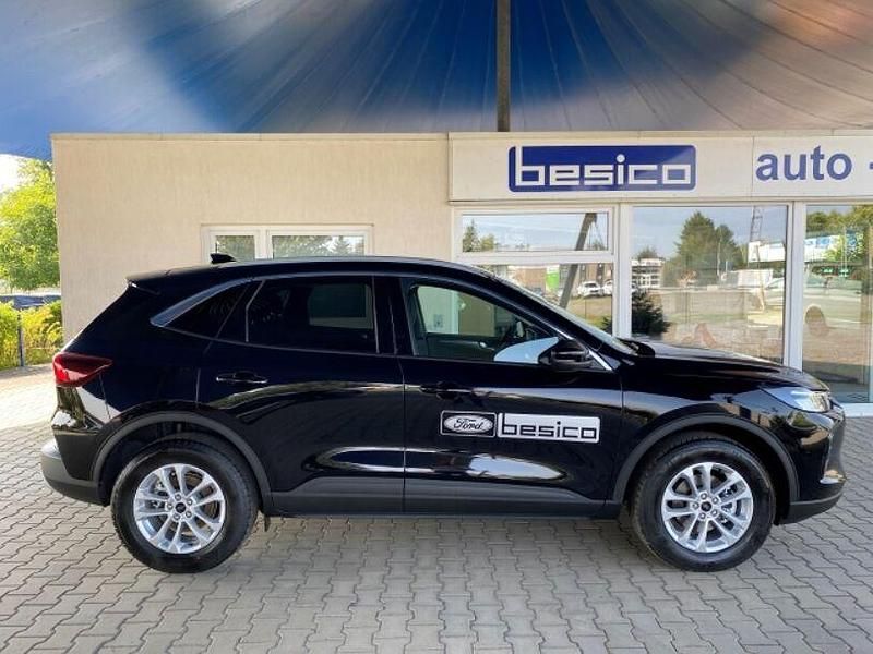 Gebraucht Ford Kuga Titanium 180 PS (132 kW) 2024 Agate black metallic SUV
