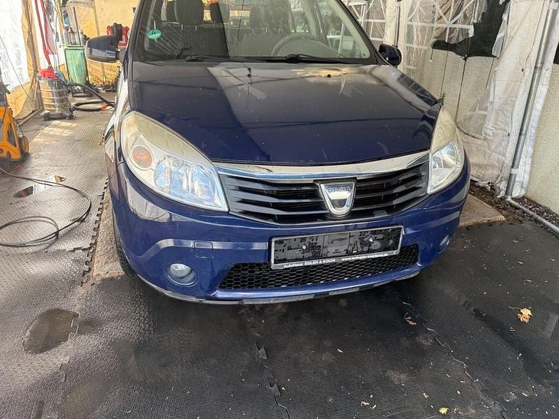 Gebraucht 2012 Dacia Sandero Ambiance Kleinwagen | 1.390 € (Guter Preis) - Bild 1/4
