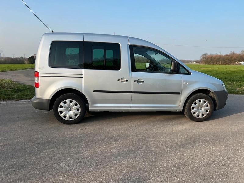 Gebraucht VW Caddy Life 105 PS (77 kW) 2004 Silber Van / Kleinbus