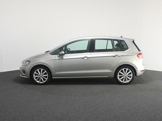 Gebraucht VW Golf Sportsvan Highline 125 PS (91 kW) 2017 Tungsten silver (silber) Van / Kleinbus