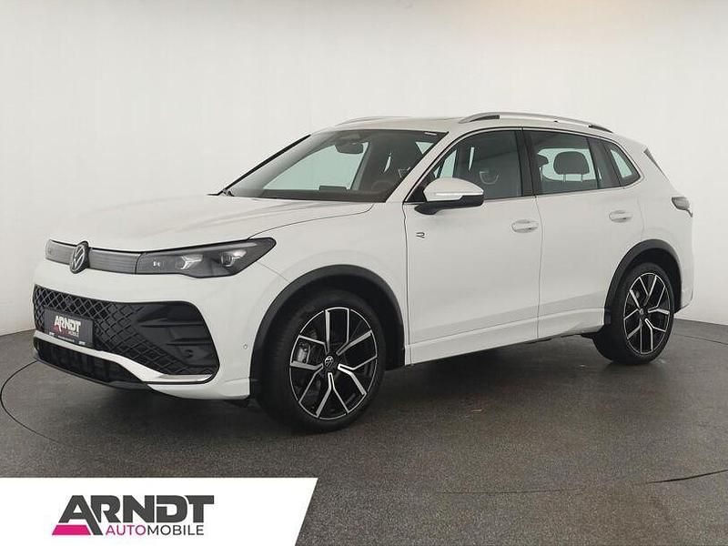 Weiss Gebraucht 2024 VW Tiguan R-line SUV | 40.084 € (Fairer Preis) - Bild 1/4