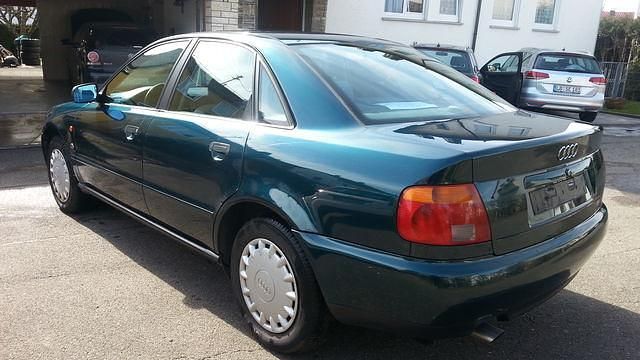 Gebraucht Audi A4 101 PS (74 kW) 1996 Grün metallic Limousine