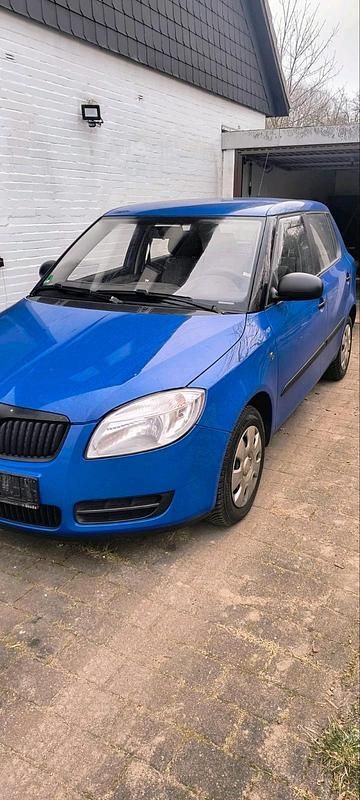 Gebraucht Skoda Fabia 60 PS (44 kW) 2009 Blau Kleinwagen