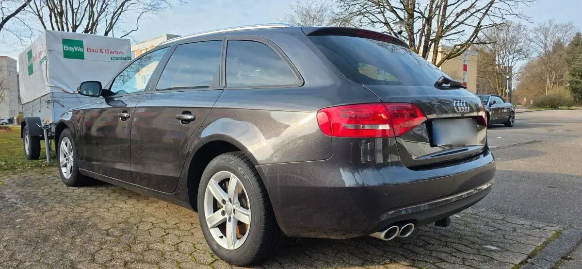 Gebraucht Audi A4 Sport 150 PS (110 kW) 2015 Grau Kombi