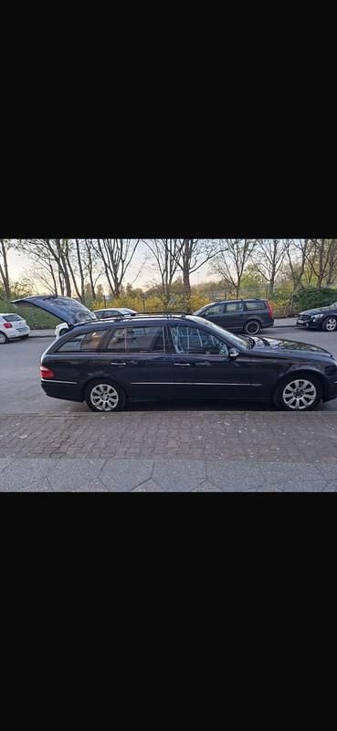 Gebraucht Mercedes E280 Avantgarde 2007 Blau Kombi