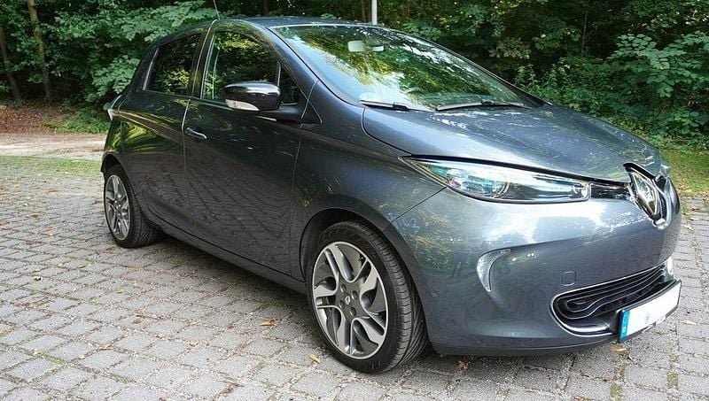 Violet Gebraucht 2017 Renault Zoe Intens Kleinwagen | 8.950 € - Bild 1/4